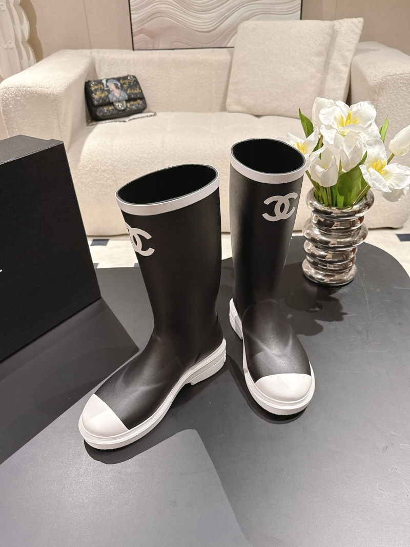 Ch**el boots